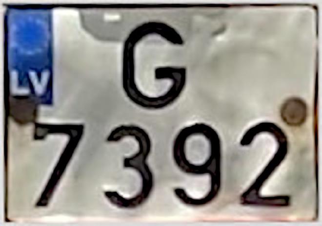 SUV Plate on trailer, G7392